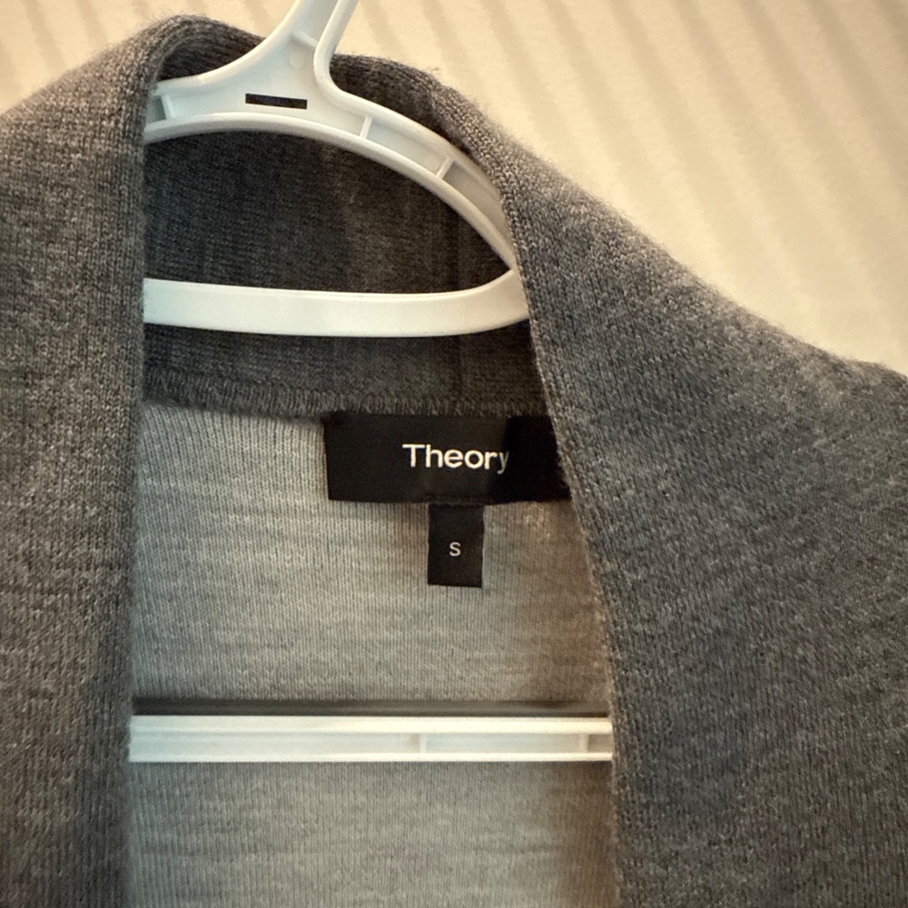 Like New Theory Long Sweater - Picture 2 of 4